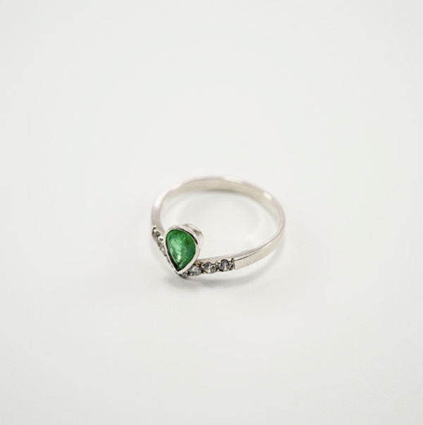 Anillo lagrima